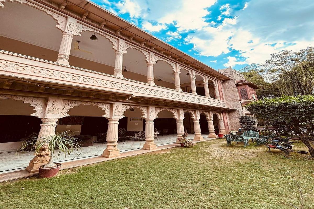 Hotel Karan Villas كوتا المظهر الخارجي الصورة