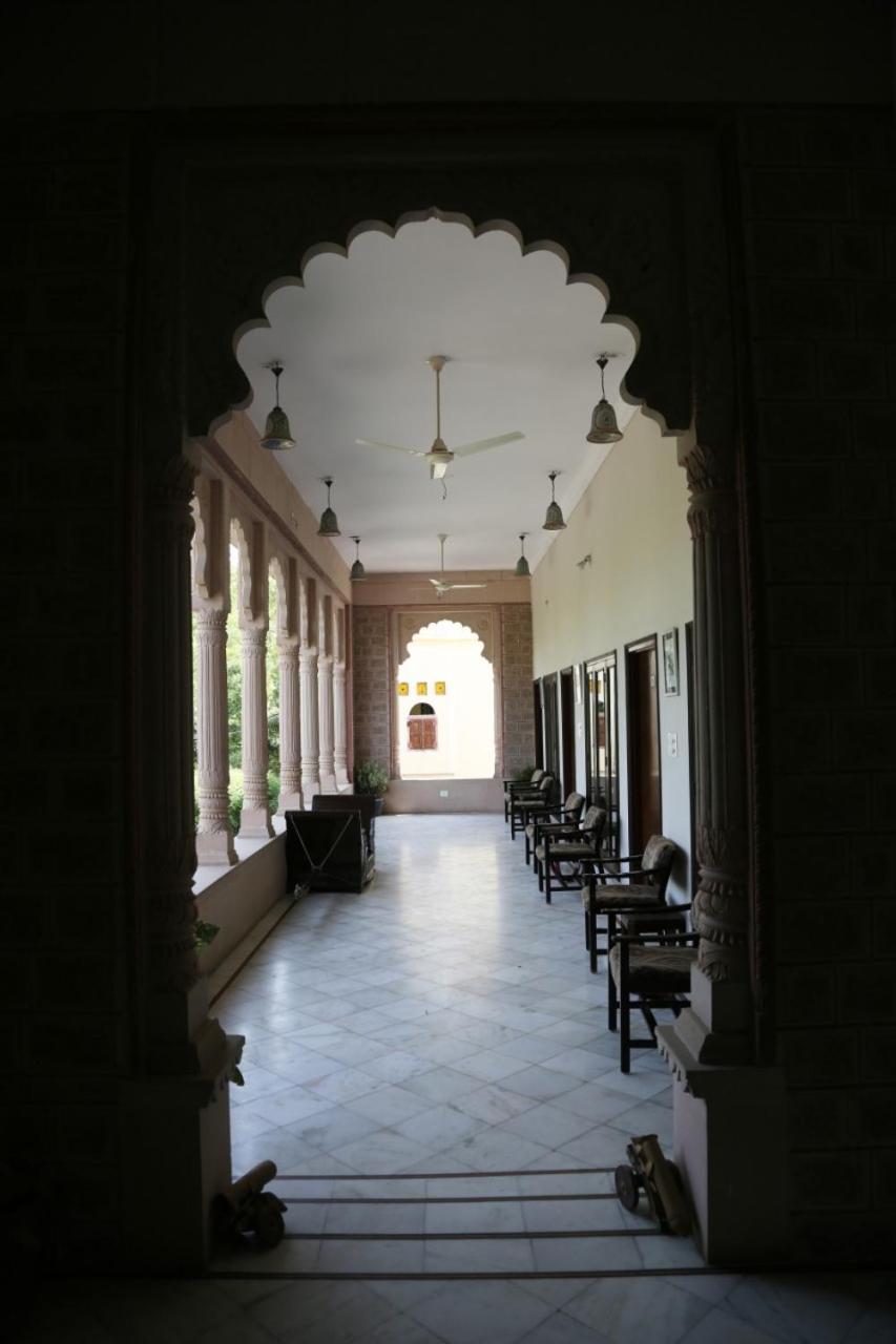 Hotel Karan Villas كوتا المظهر الخارجي الصورة