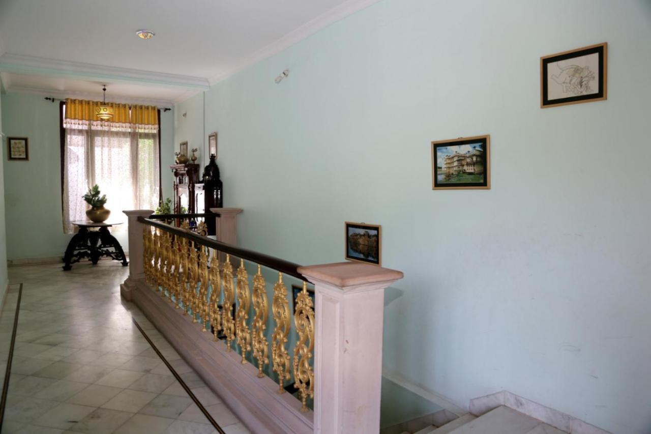 Hotel Karan Villas كوتا المظهر الخارجي الصورة